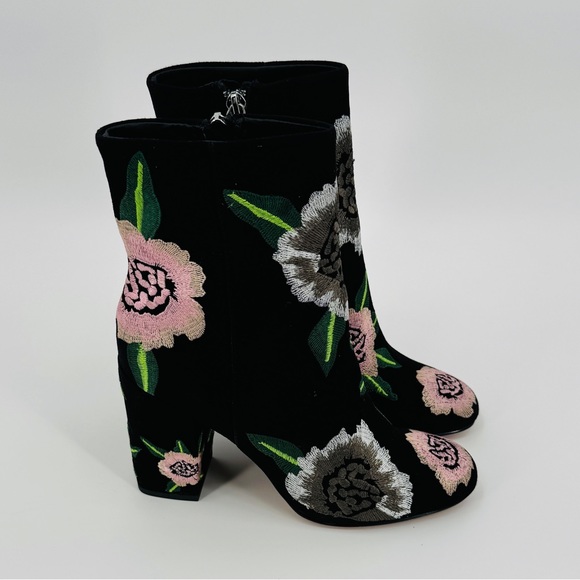 Rebecca Minkoff Bryce Embroidered Floral‎ Suede Boots Size 7 - Picture 2 of 14